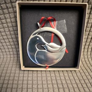 Lovell Designs Cradle Mother and Child Pewter Hanging Ornament Original New